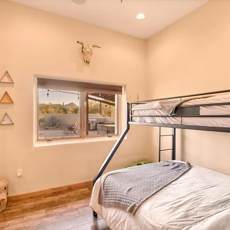 Peaceful Desert Retreat - Stunning Views - Pool Spa, Backyard, Music - Tucson ! Exterior photo