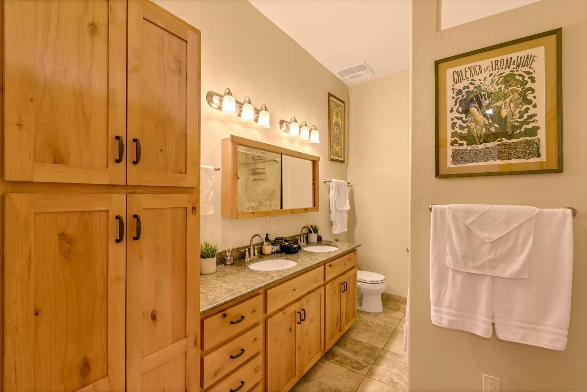Peaceful Desert Retreat - Stunning Views - Pool Spa, Backyard, Music - ! Holiday home Tucson
